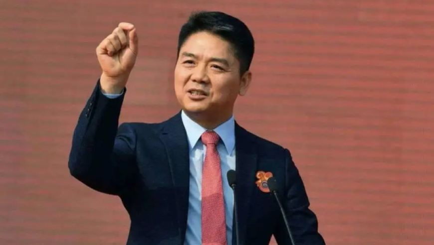 香港旺角正版资料,华人大妈持菜刀与警方对峙被击毙,多元化方案执行策略_云端版V1.87